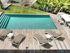 SUNLOUNGER & LOUNGE